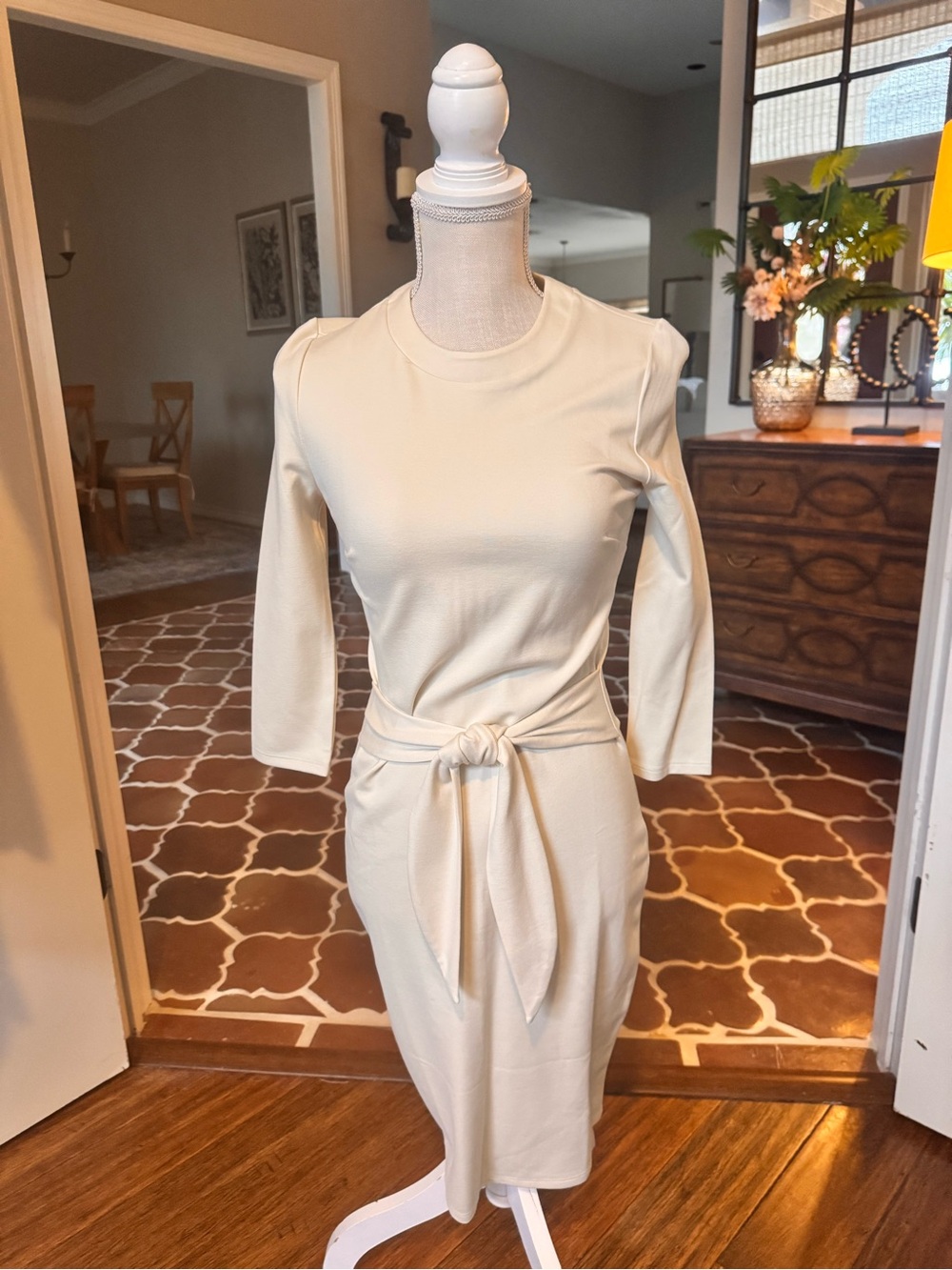 VENUS Cream Tie-Waist Midi Dress - NWOT - Xsmall